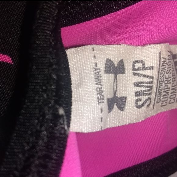 Under Armour Sports Bra - Picture 3 of 3